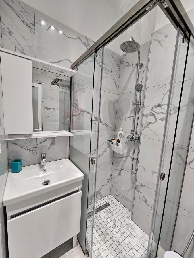 Alba Studio Apartment Tirana Exterior photo